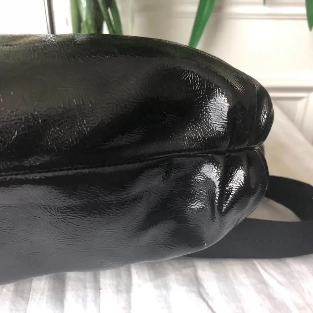 COACH DAISY LIQUID GLOSS FILE BAG Style #F22147 (p220
